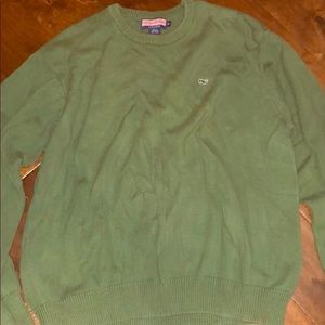 Men’s Vineyard Vines sweater